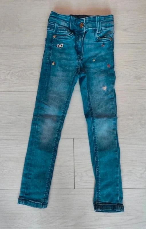 Floral embroidered slim jeans 🦄 Size 4 years 🦄 Tape a l'oeil – photo 2